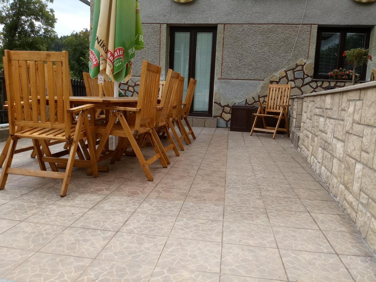 Penzion Apartmany Becov 베코브나드테플로우 외부 사진