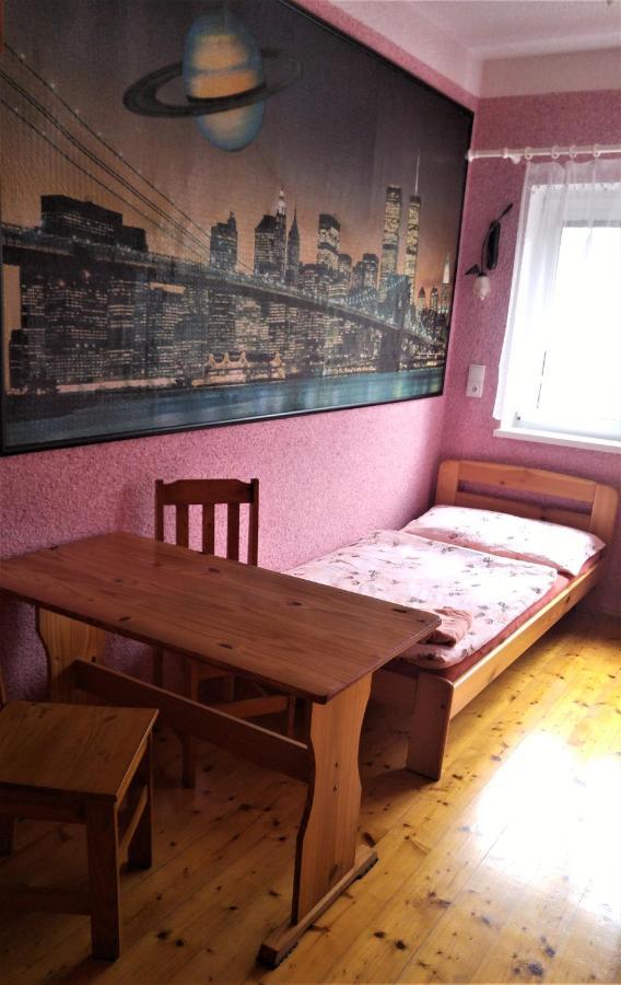 Penzion Apartmany Becov 베코브나드테플로우 외부 사진